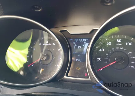 2014 Hyundai Veloster Base W/Black from USA, damaged, VIN KMHTC6AD1EU209574